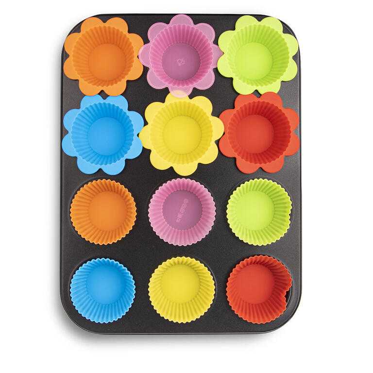 Kovová forma na muffiny so silikónovými košíčkami 12 ks