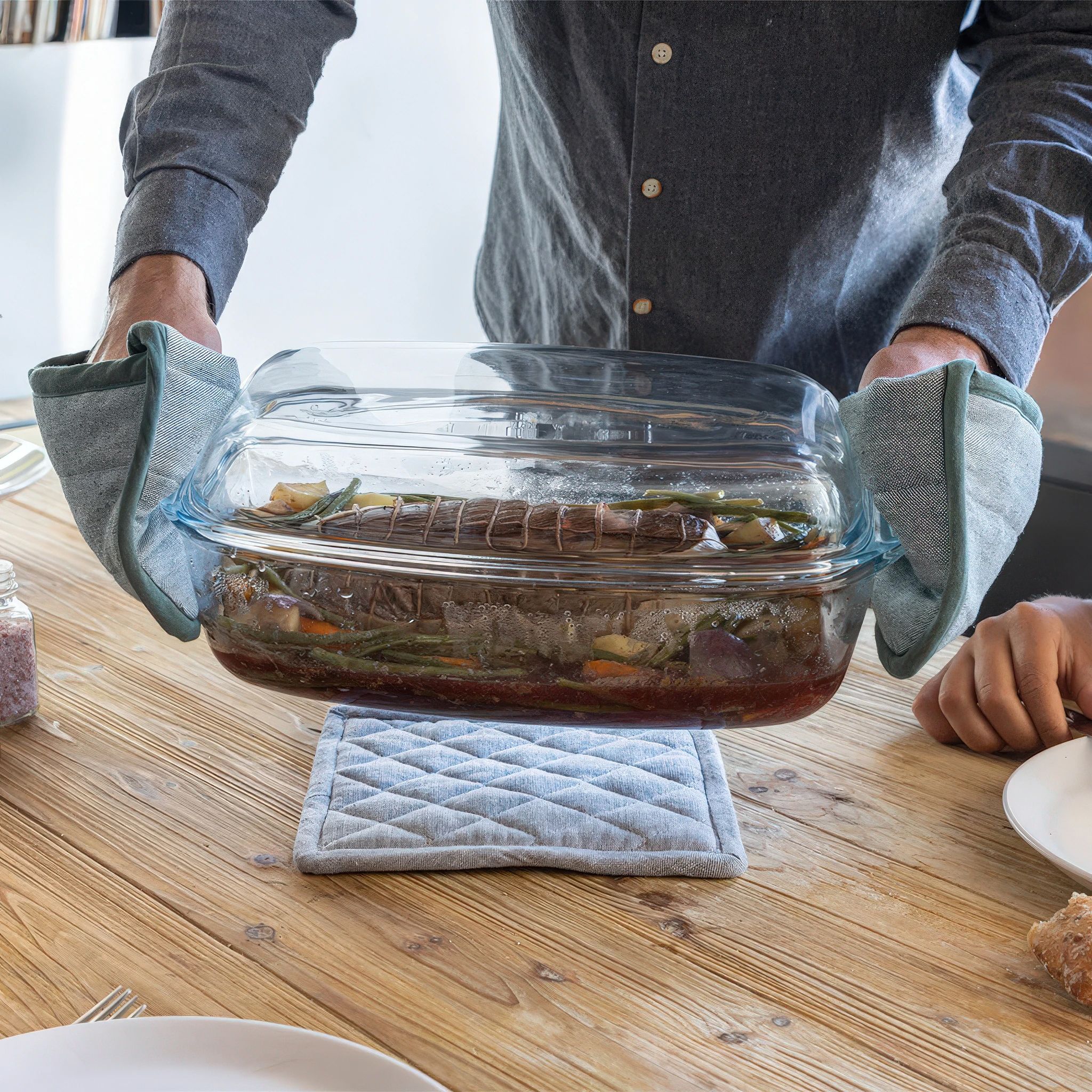 Skleněný pekáč s víkem PYREX - galerie #2