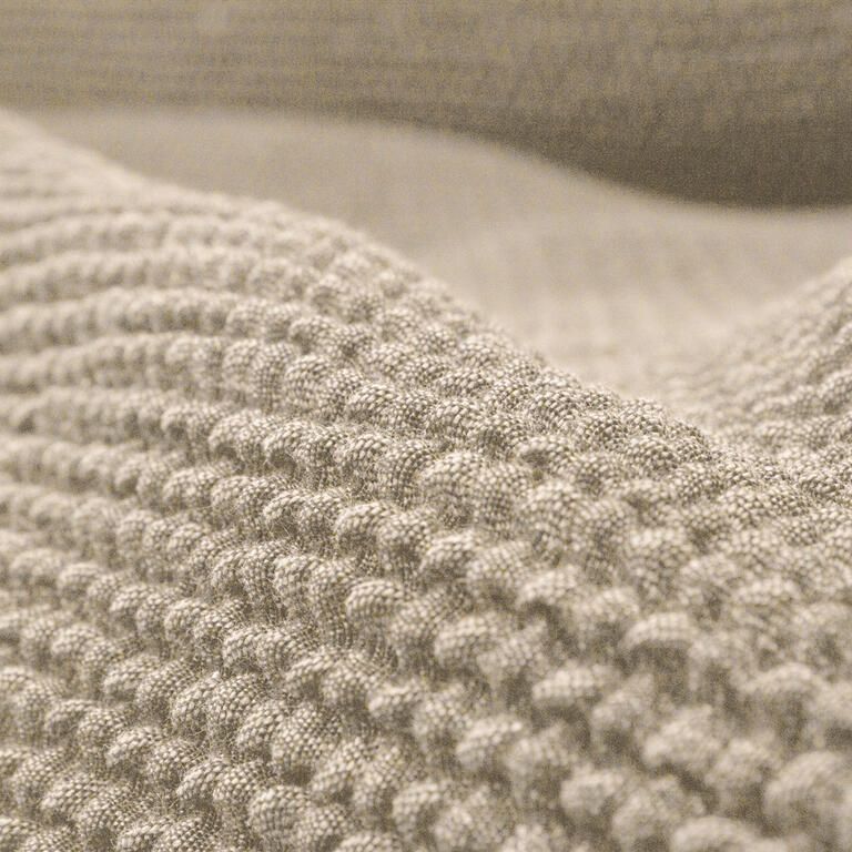 křeslo s dřevěnými rukojeťmi (š. 50 - 80 cm) - galerie #1