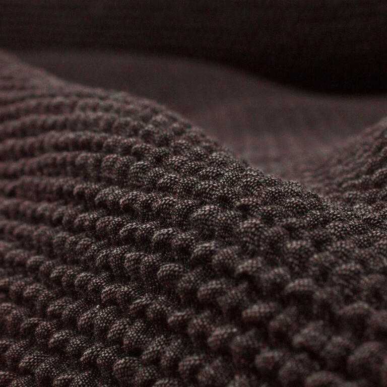 kreslo s drevenými rúčkami (š. 50 - 80 cm) - galéria #1