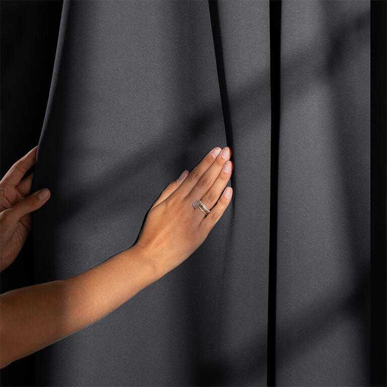 Zatemňovací závěs blackout RESTILO grafitový 140 x 245 cm - galerie #4