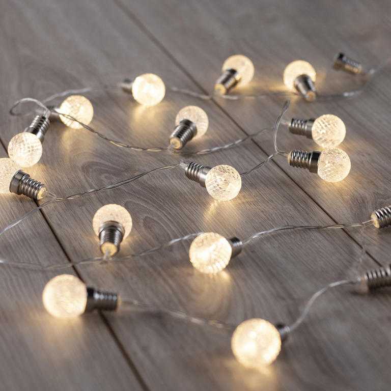 Łańcuch świetlny z 20 żarówkami LED 2,4 m