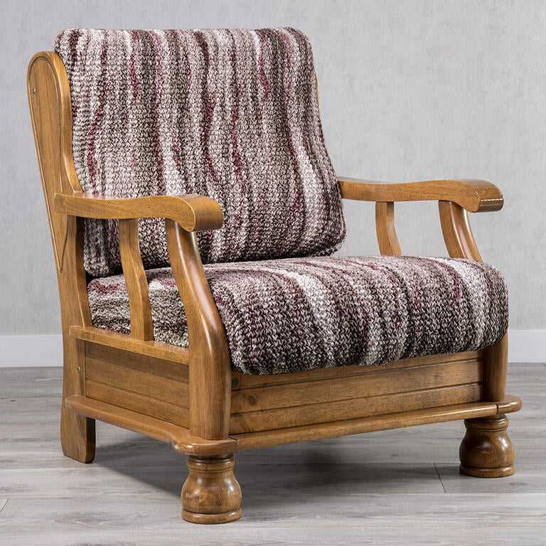 křeslo s dřevěnými rukojeťmi (š. 40 - 70 cm)
