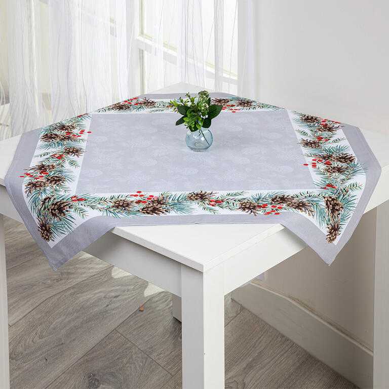 Vianočný stredový obrus s potlačou GIRLANDA 85 x 85 cm