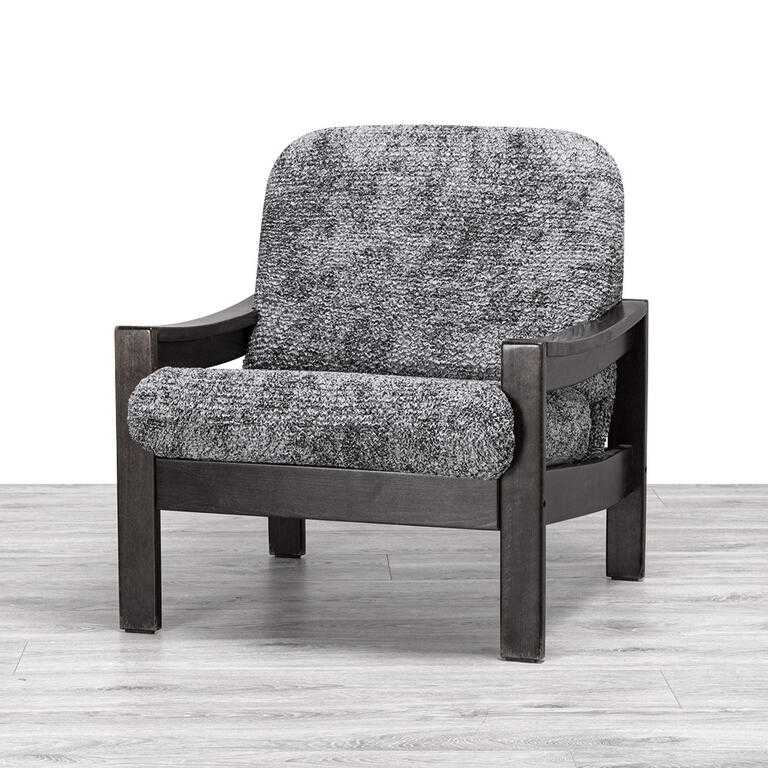 křeslo s dřevěnými rukojeťmi (š. 40 - 70 cm)